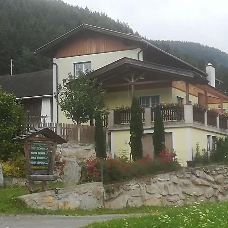 Ferienwohnung Am Bauernhof Zechner Heidi Flattach Exterior photo